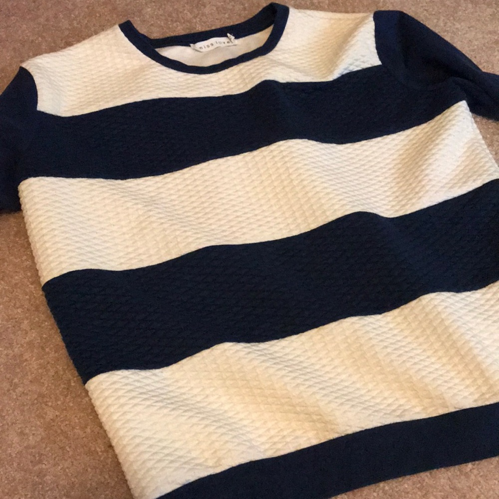 Color block top - Picture 5 of 6